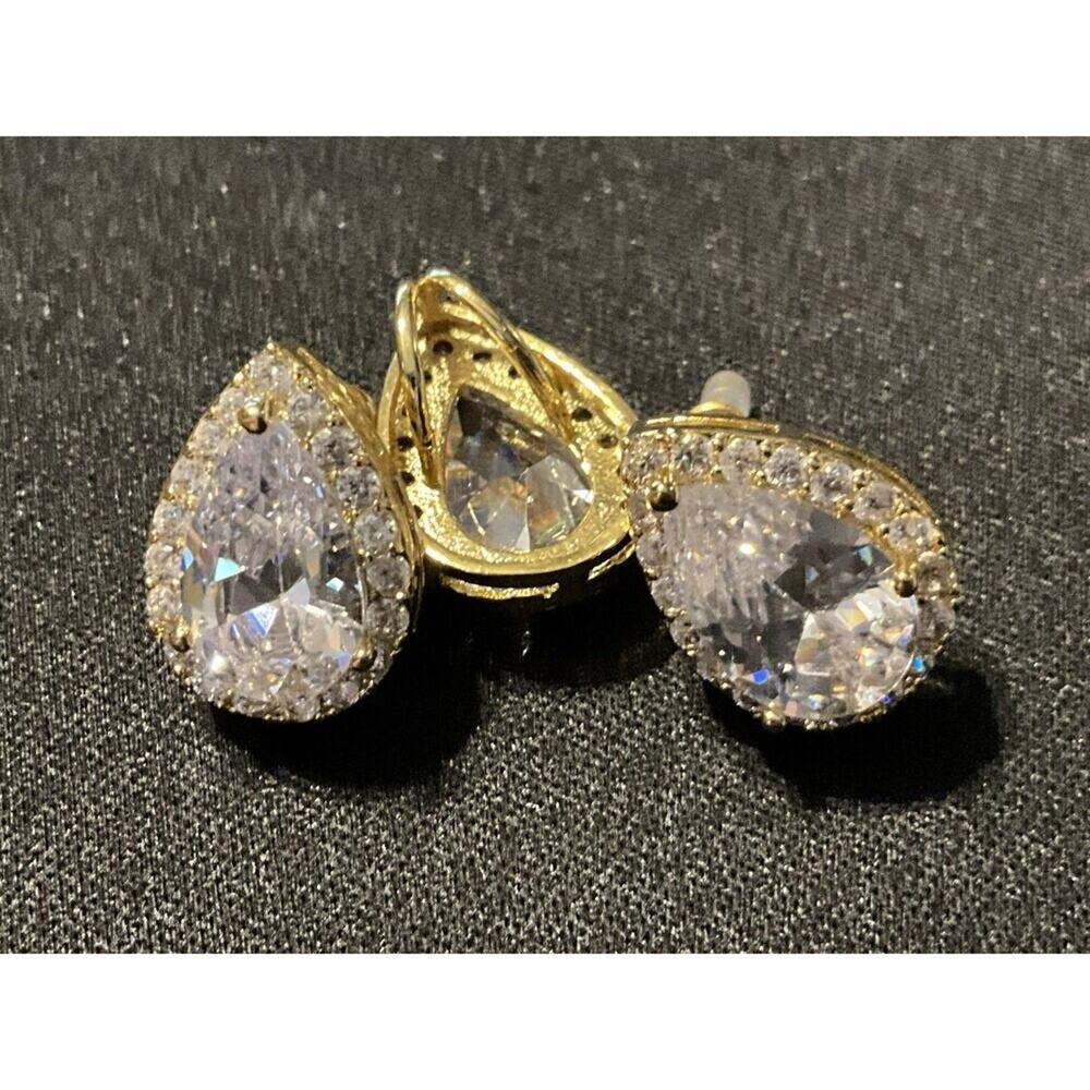 Prong Set Faceted Large Post Earrings & Pendant Gold Plated